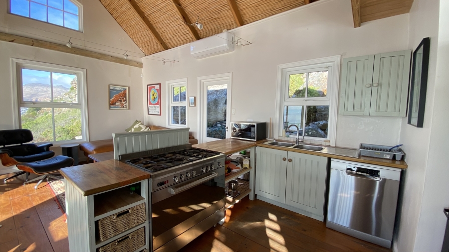 3 Bedroom Property for Sale in Cairnside Western Cape